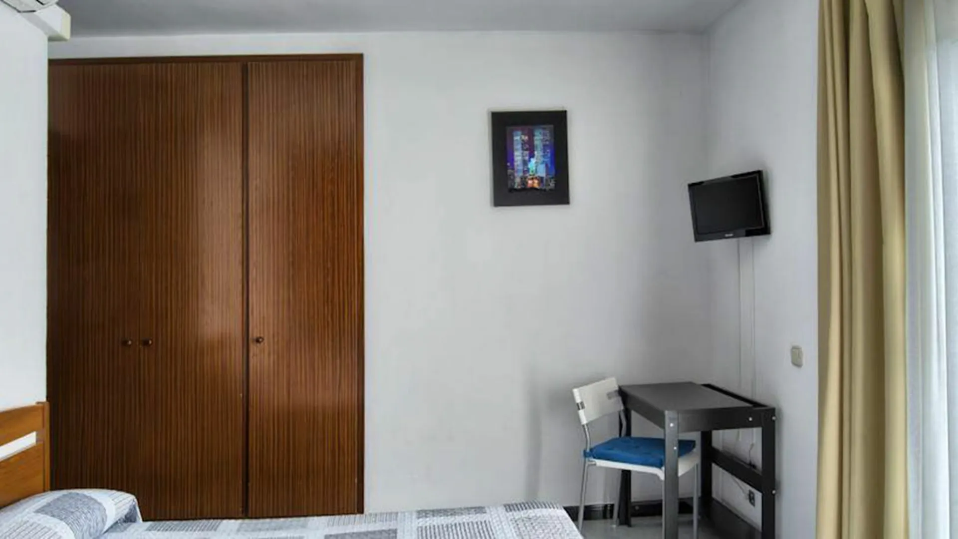 Hostal Bonavista Blanes Affittacamere